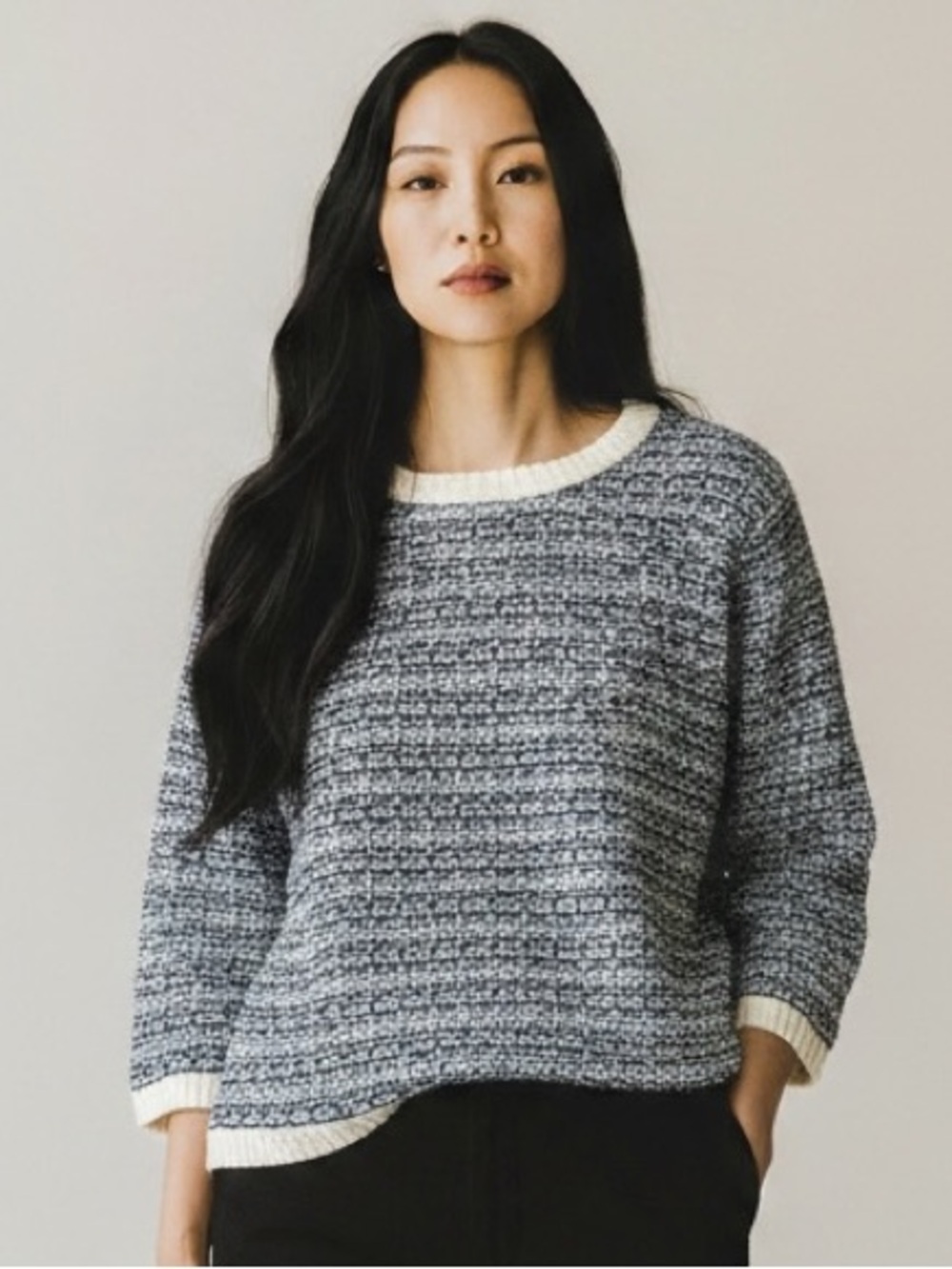 Tyler Boe Pullover Blue Heather Sweater Womens Size Large